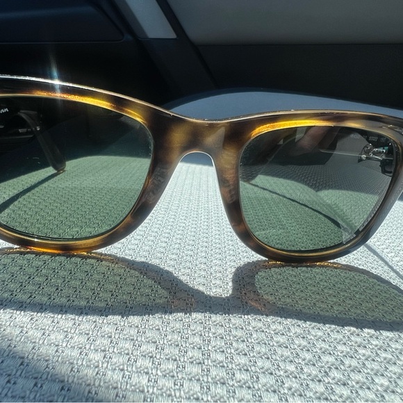 Ray-Ban Tortoise Shell Sunglasses rb 4340 - Picture 6 of 10